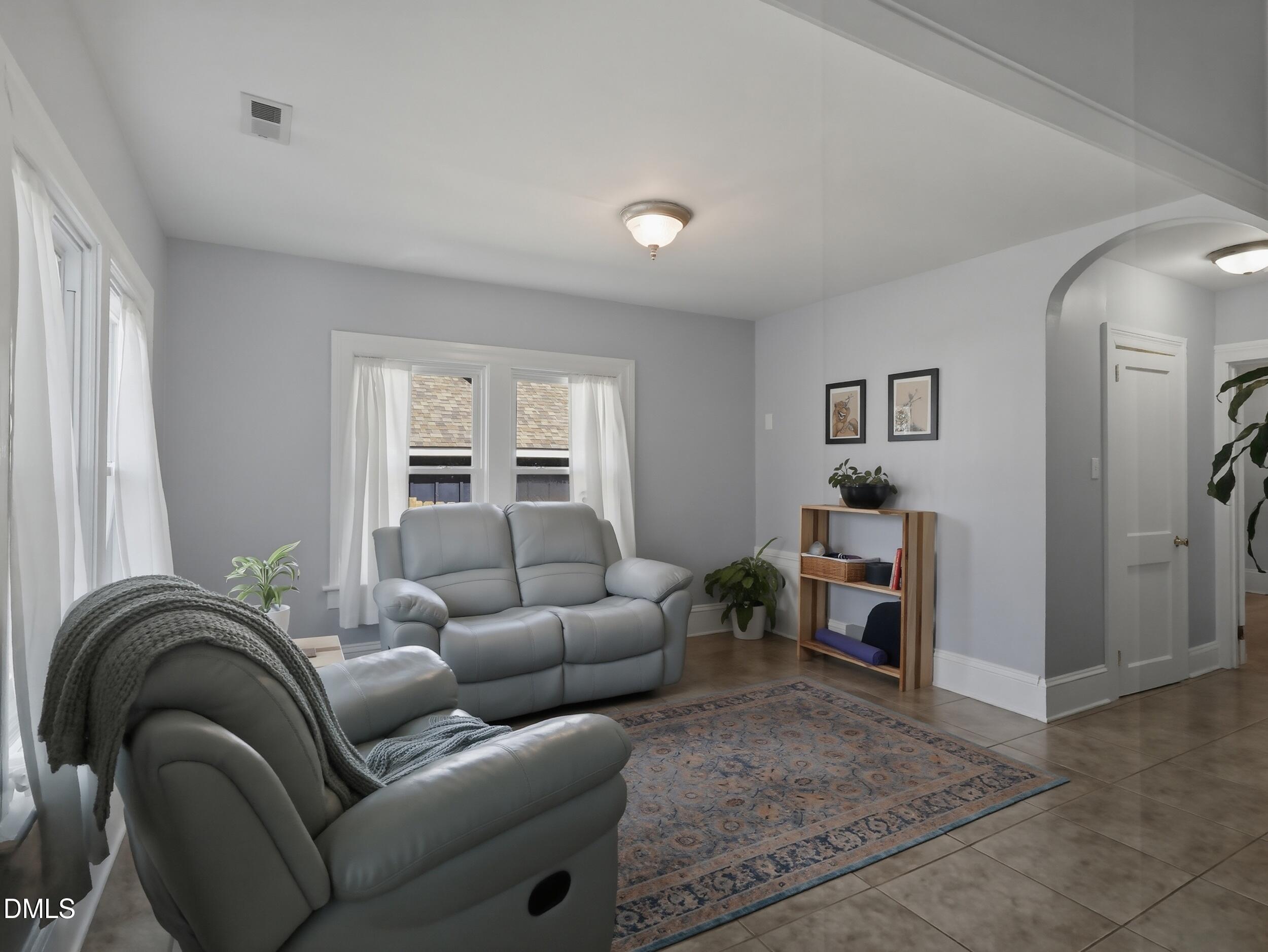 700 Sasser Street Raleigh, NC 27604 - Photo 7 of 28 7_003_img_8177