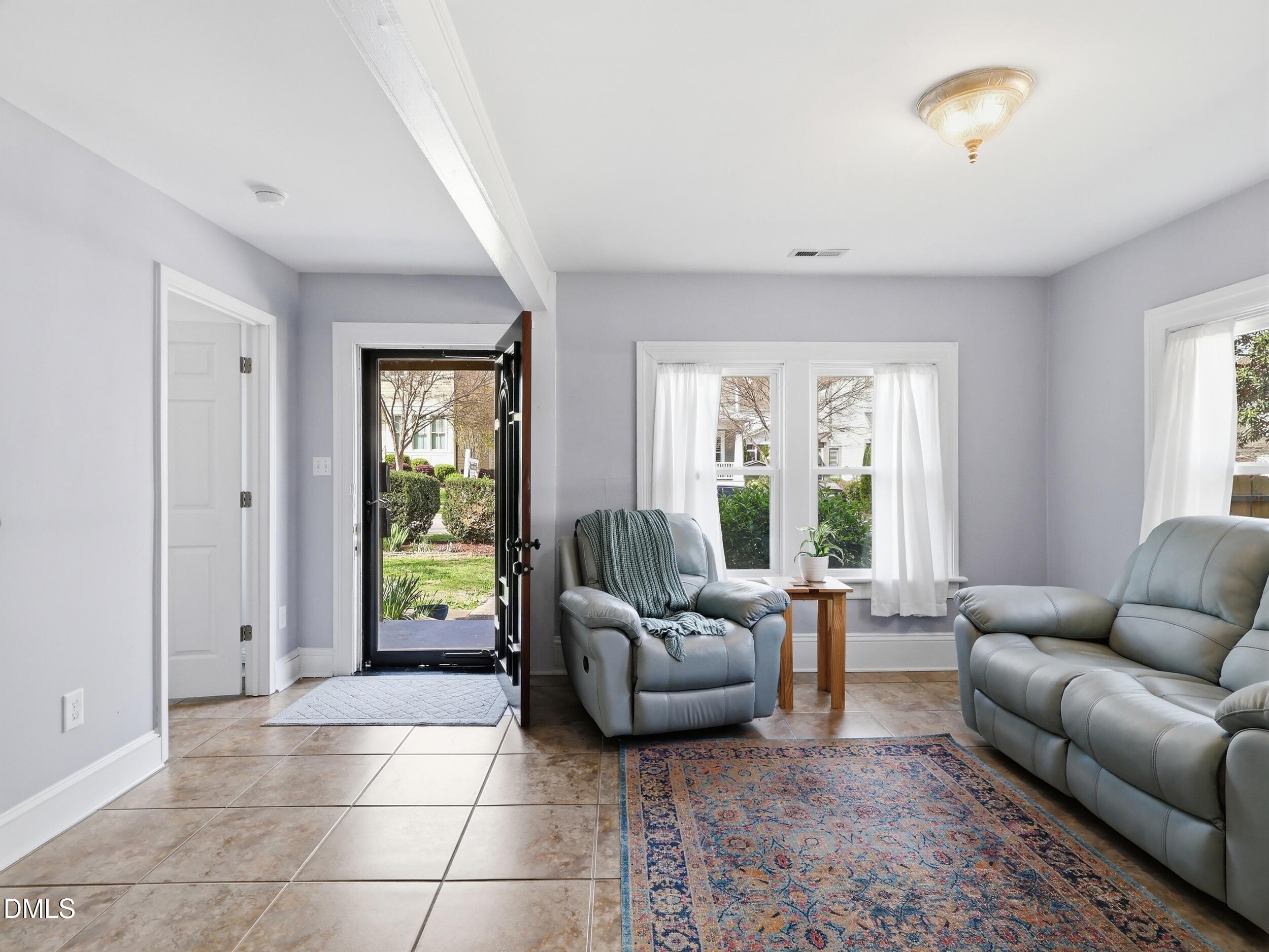 700 Sasser Street Raleigh, NC 27604 - Photo 9 of 28 8_004_img_8180