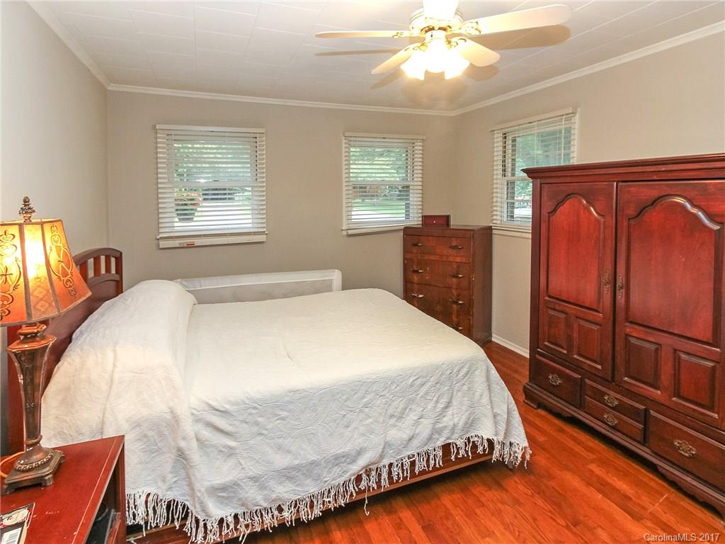 520 Manhasset Road Charlotte, NC 28209 - Photo 10 of 19 Gallery Image 10