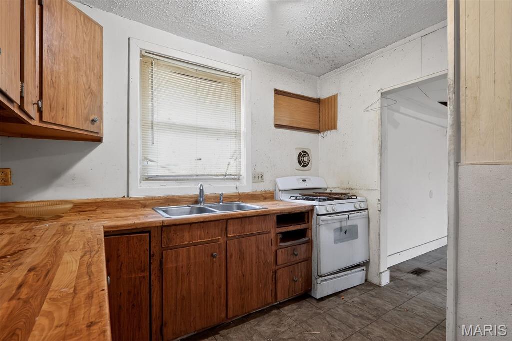 707 Ruggles Road St. Louis, MO 63135 - Photo 21 of 33
