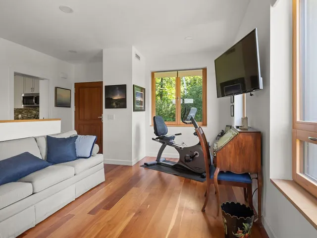 $1,595,000 | 60 Wolf Lane, Richmond, VT 05477