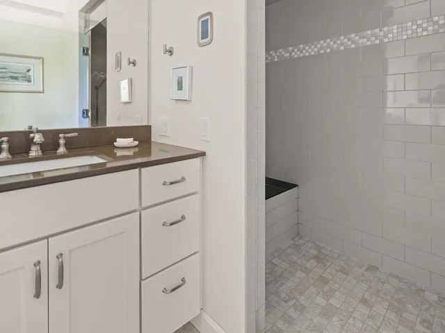 $1,595,000 | 60 Wolf Lane, Richmond, VT 05477