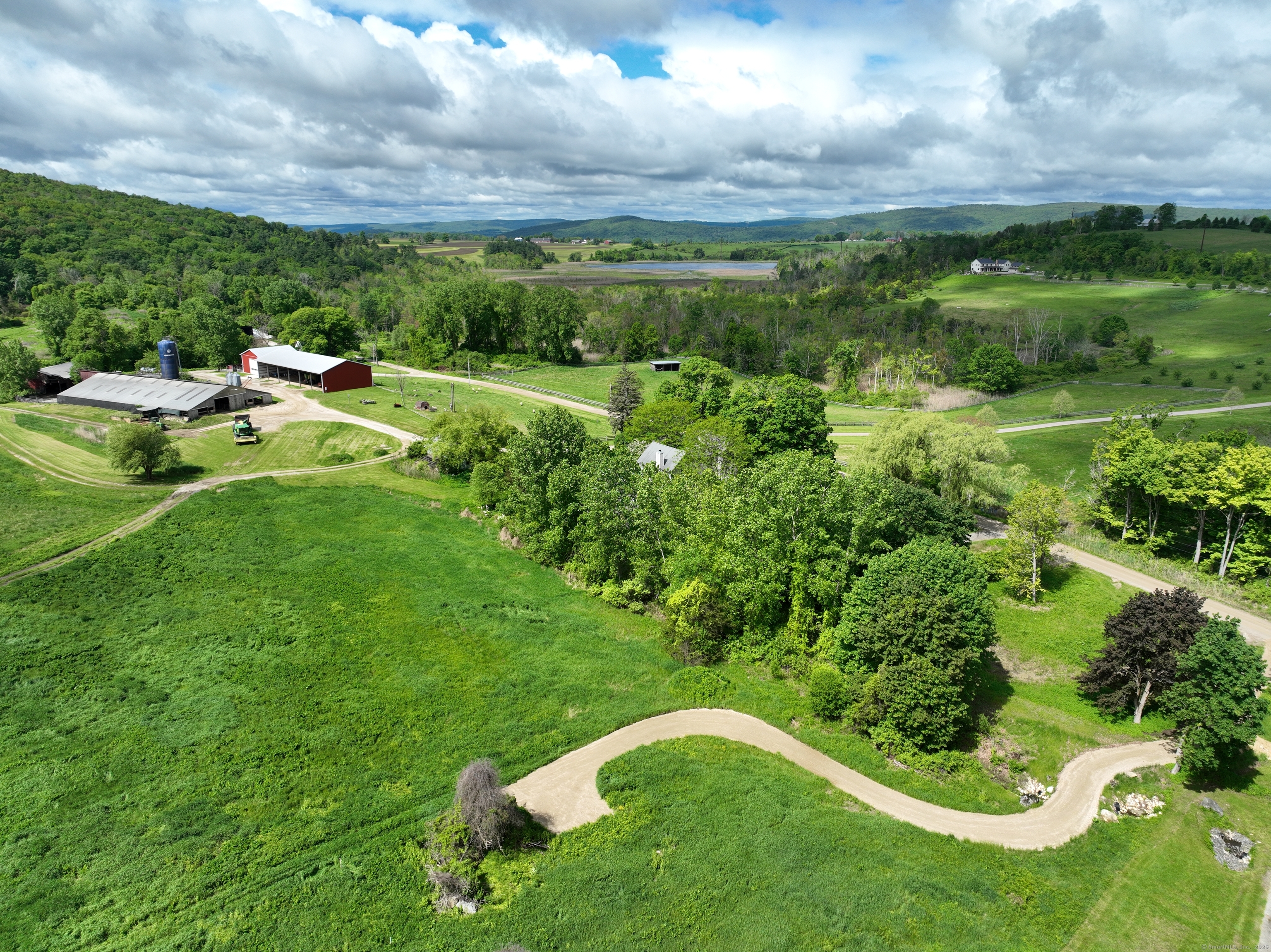 14 Red Mountain Road Lakeville, CT 06039 - Photo 5 of 21 a view of a city