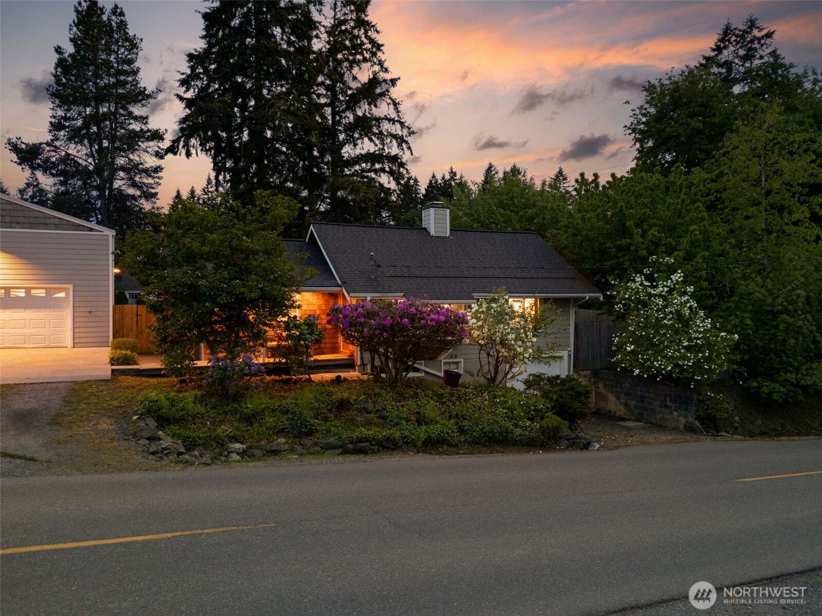 6096 East Collins Road Port Orchard, WA 98366 - Photo 6 of 40