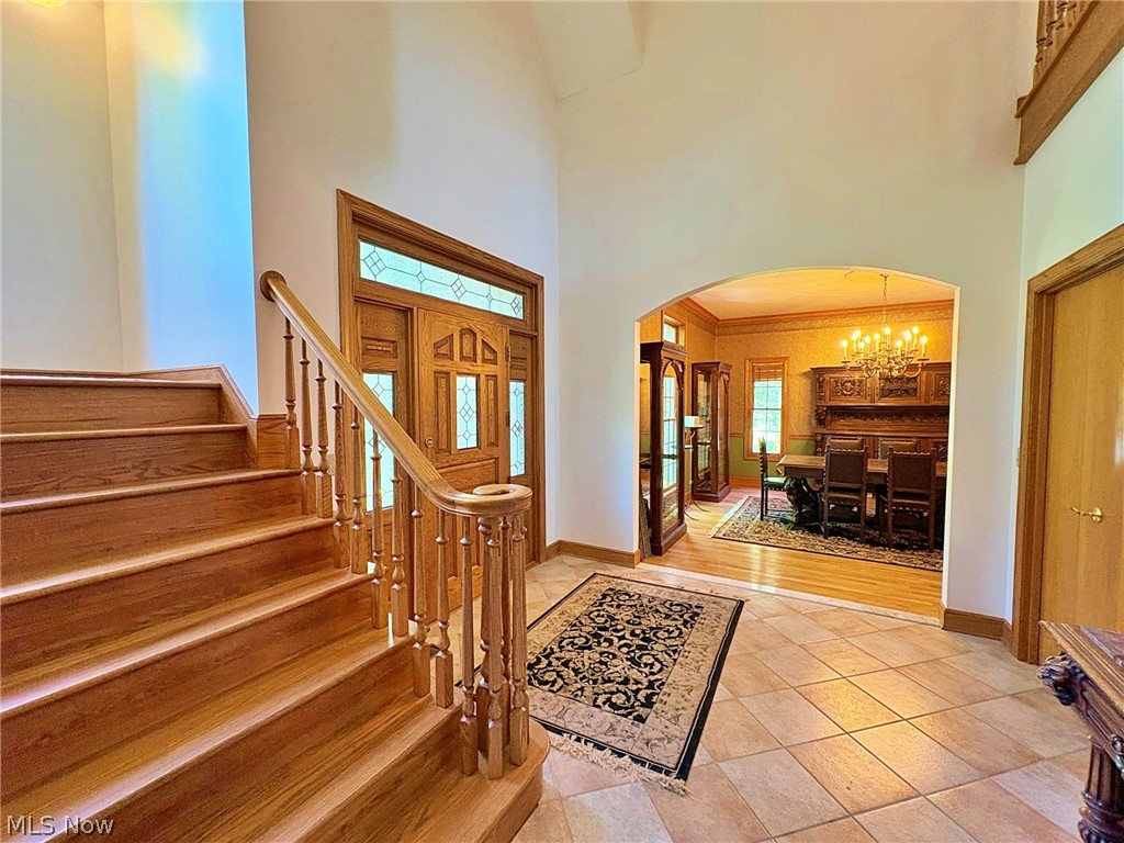 15818 Darrow Road Vermilion, OH 44089 - Photo 12 of 47