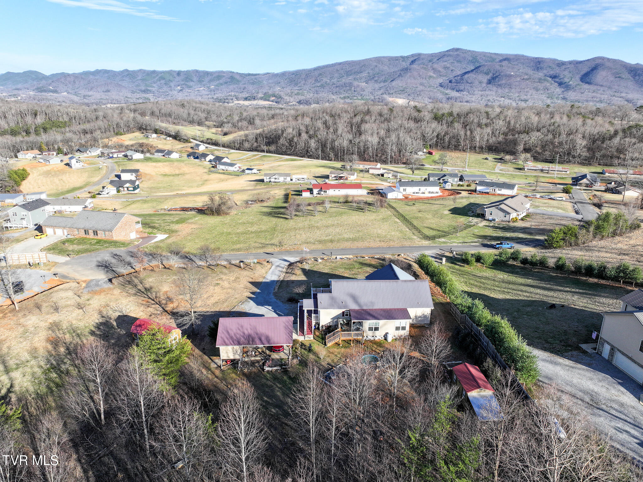 1940 Cozy Road Newport, TN 37821 - Photo 58 of 66 DJI_20250226164205_0926_D