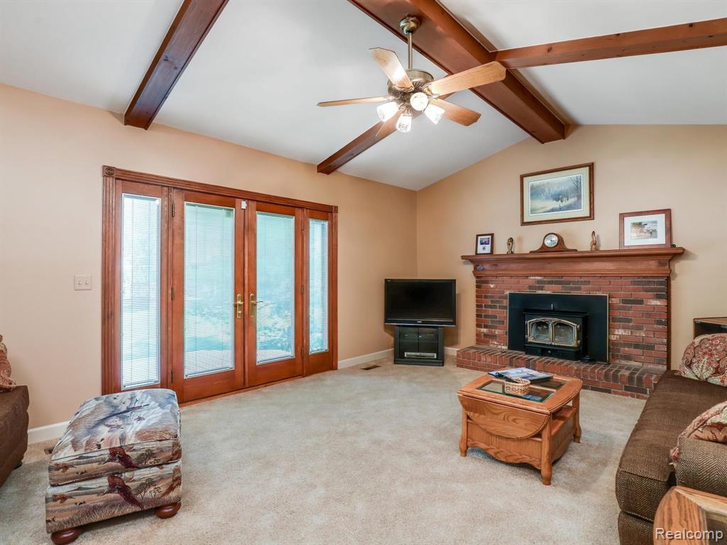 643 Shelley Drive Rochester Hills, MI 48307 - Photo 19 of 46