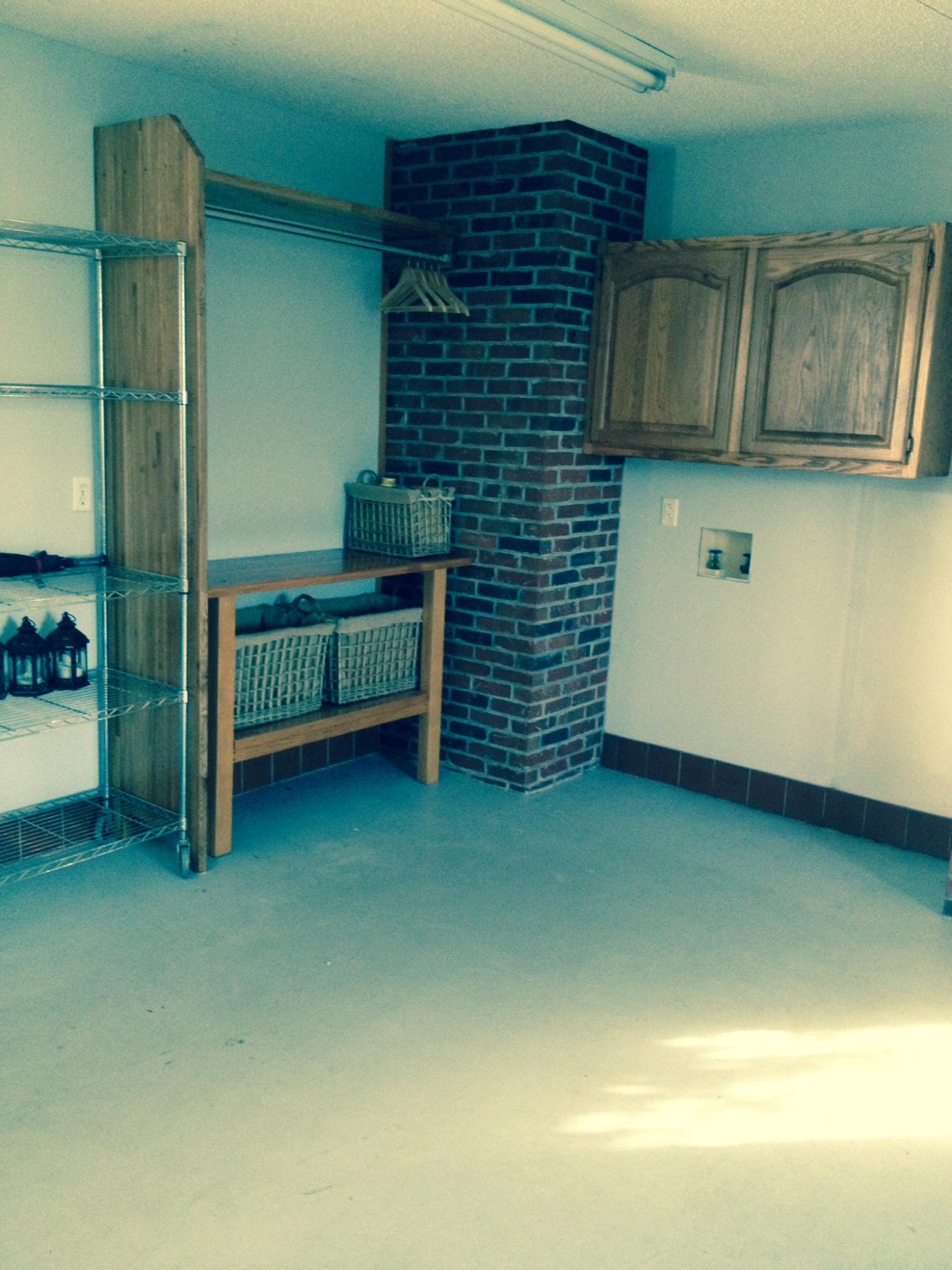 335 South Springview Road Maryville, TN 37801 - Photo 31 of 39 laundry