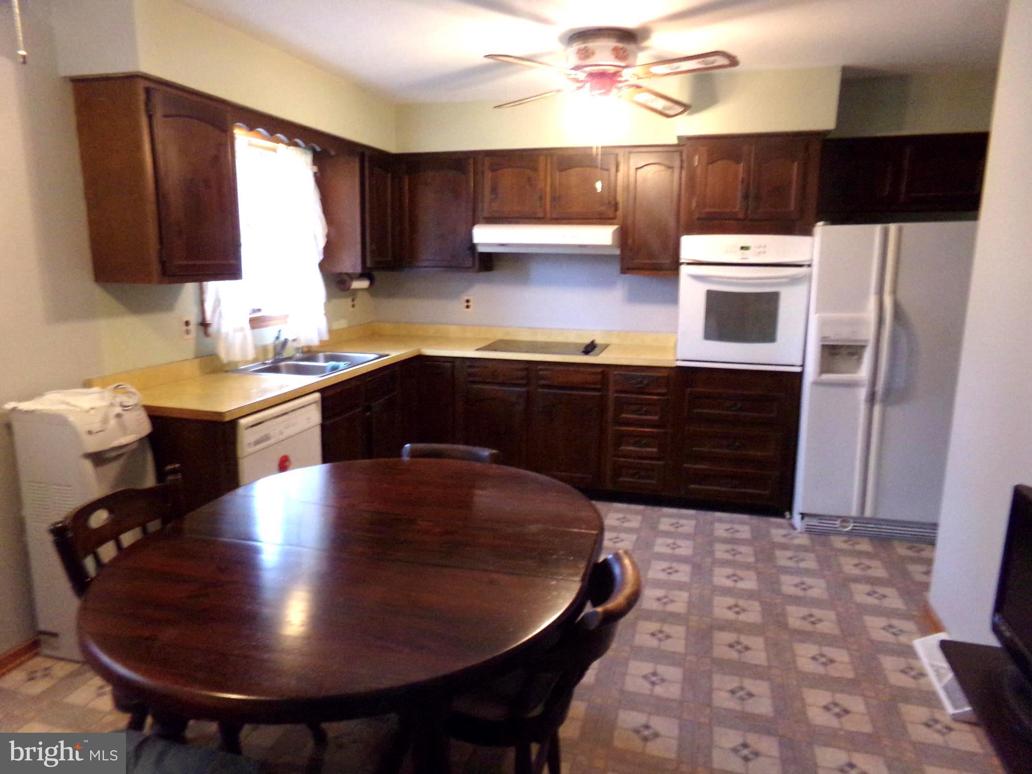 3003 Andover Road Forest Hill, MD 21050 - Photo 4 of 20 Entering Kitchen