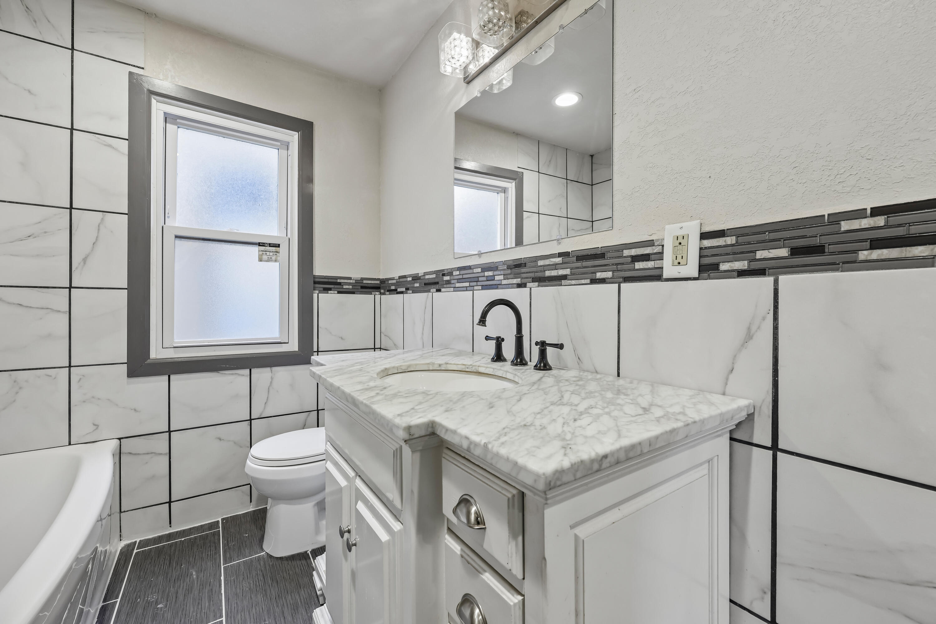 1222 Summit Avenue Racine, WI 53404 - Photo 8 of 22 10-print-Summit Ave-S2506-010