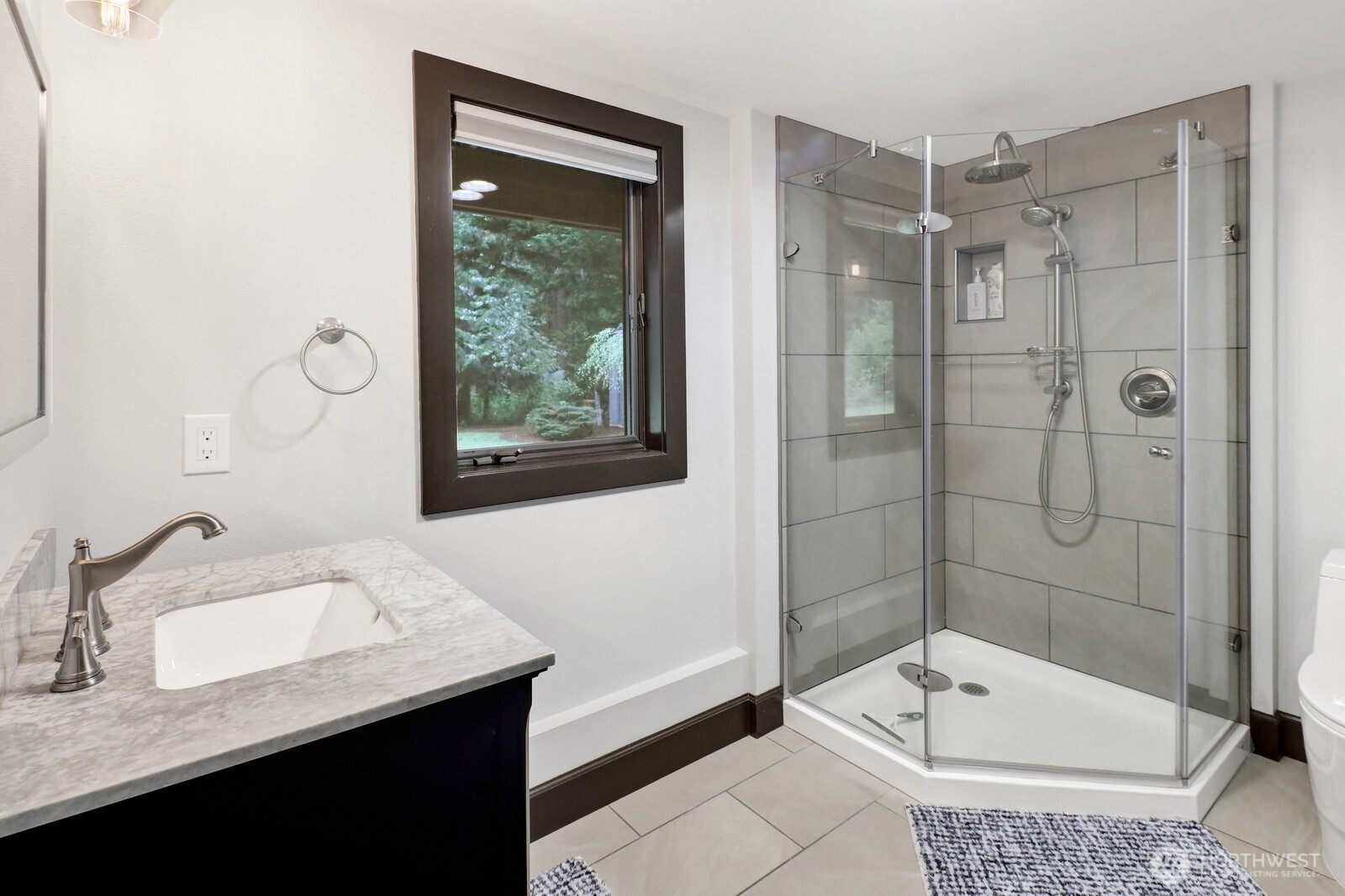 1872 Governor Road Bellingham, WA 98229 - Photo 34 of 40