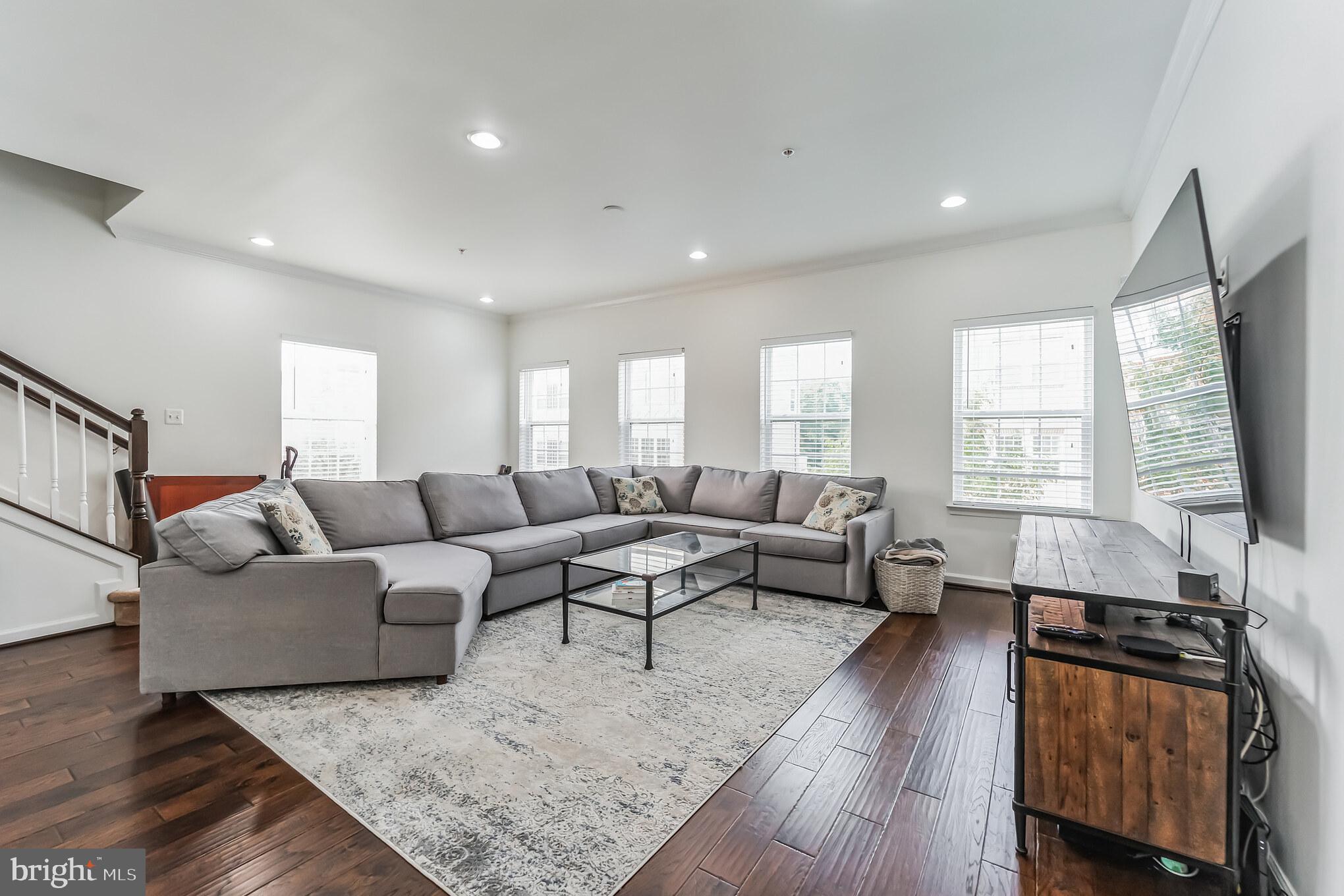 7201 Greenfitch Way Hanover, MD 21076 - Photo 9 of 30