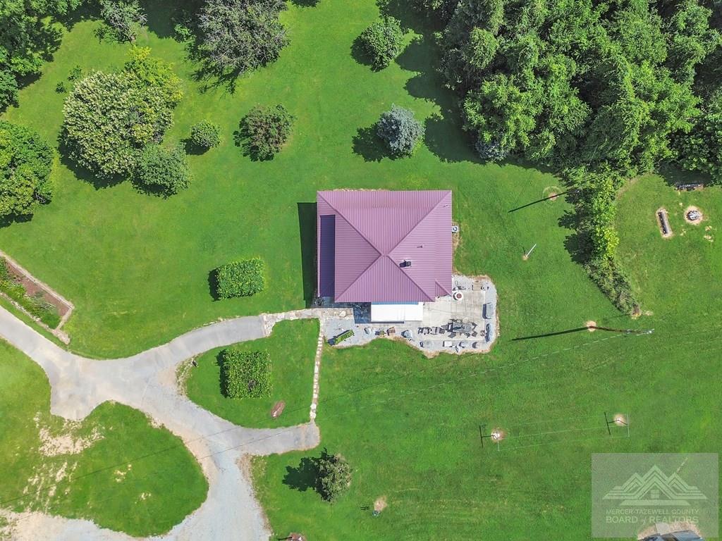 250 Robertson Mountain Road Narrows, VA 24124 - Photo 5 of 40 Gallery Image 5