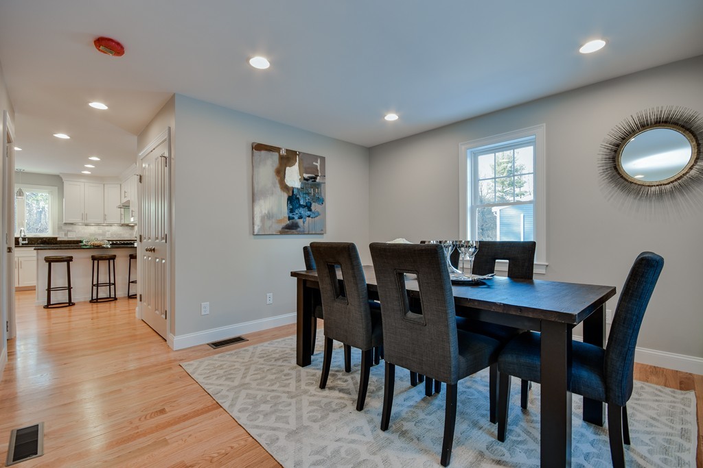 33 Stratford Road Natick, MA 01760 - Photo 13 of 22