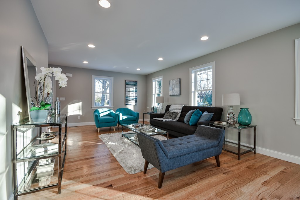 33 Stratford Road Natick, MA 01760 - Photo 7 of 22
