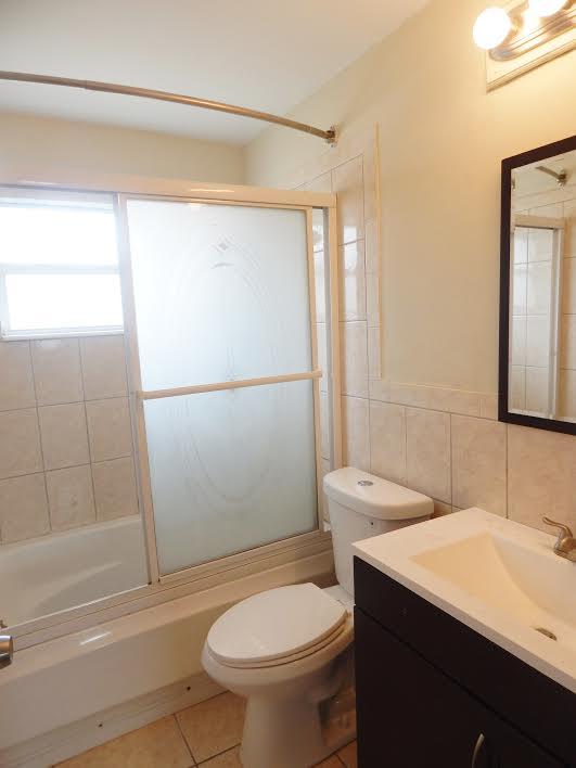 480 West 32nd Street Riviera Beach, FL 33404 - Photo 4 of 13 480 W 32nd St