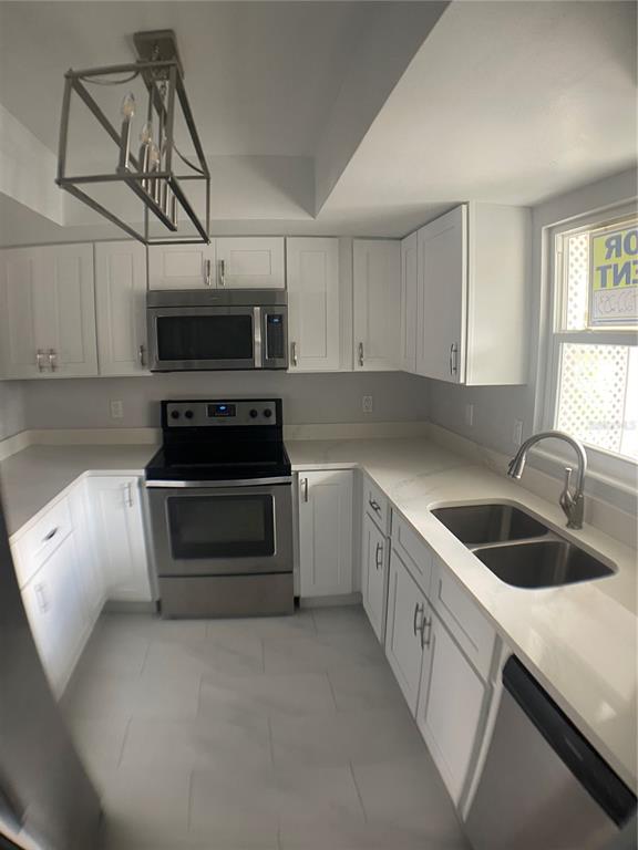 152 Douglas Road West, Unit B Oldsmar, FL 34677 - Photo 2 of 9
