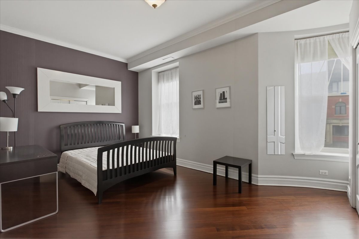 36 South Ashland Avenue, Unit 202 Chicago, IL 60607 - Photo 7 of 11