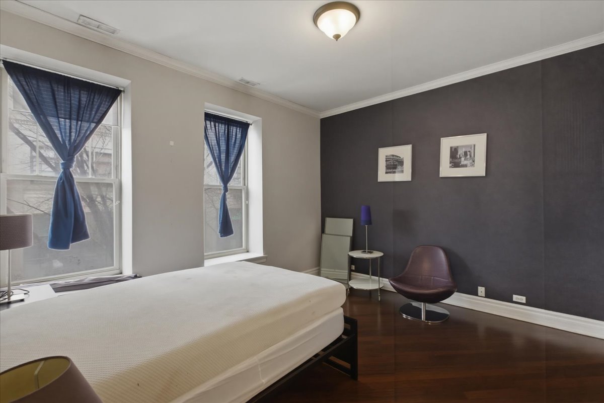 36 South Ashland Avenue, Unit 202 Chicago, IL 60607 - Photo 8 of 11