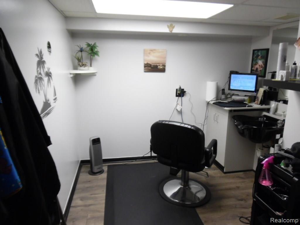16627 Carter Road Trenton, MI 48183 - Photo 28 of 38 SAM_1713.JPG