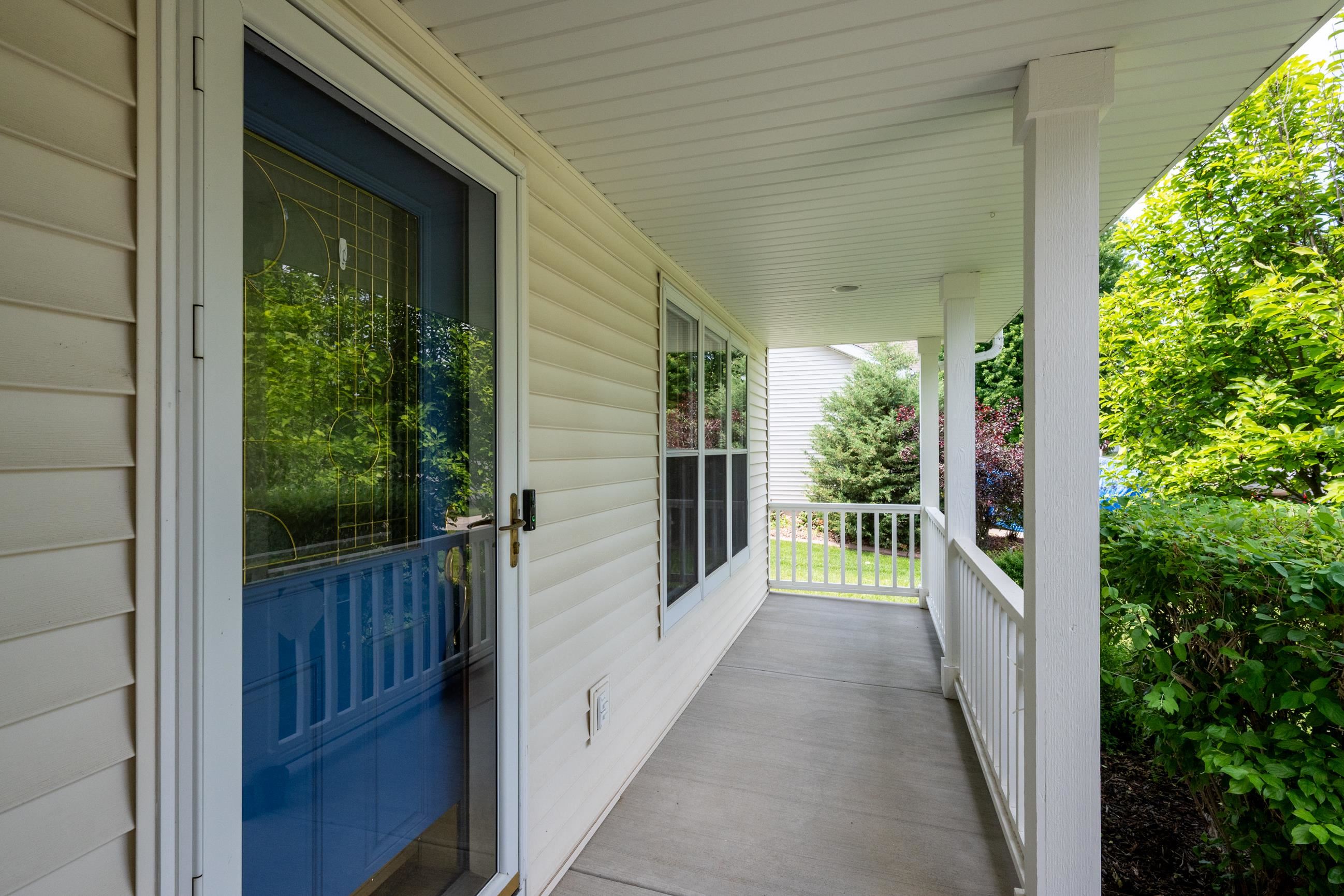 7113 Maple Point Drive Madison, WI 53719 - Photo 3 of 90