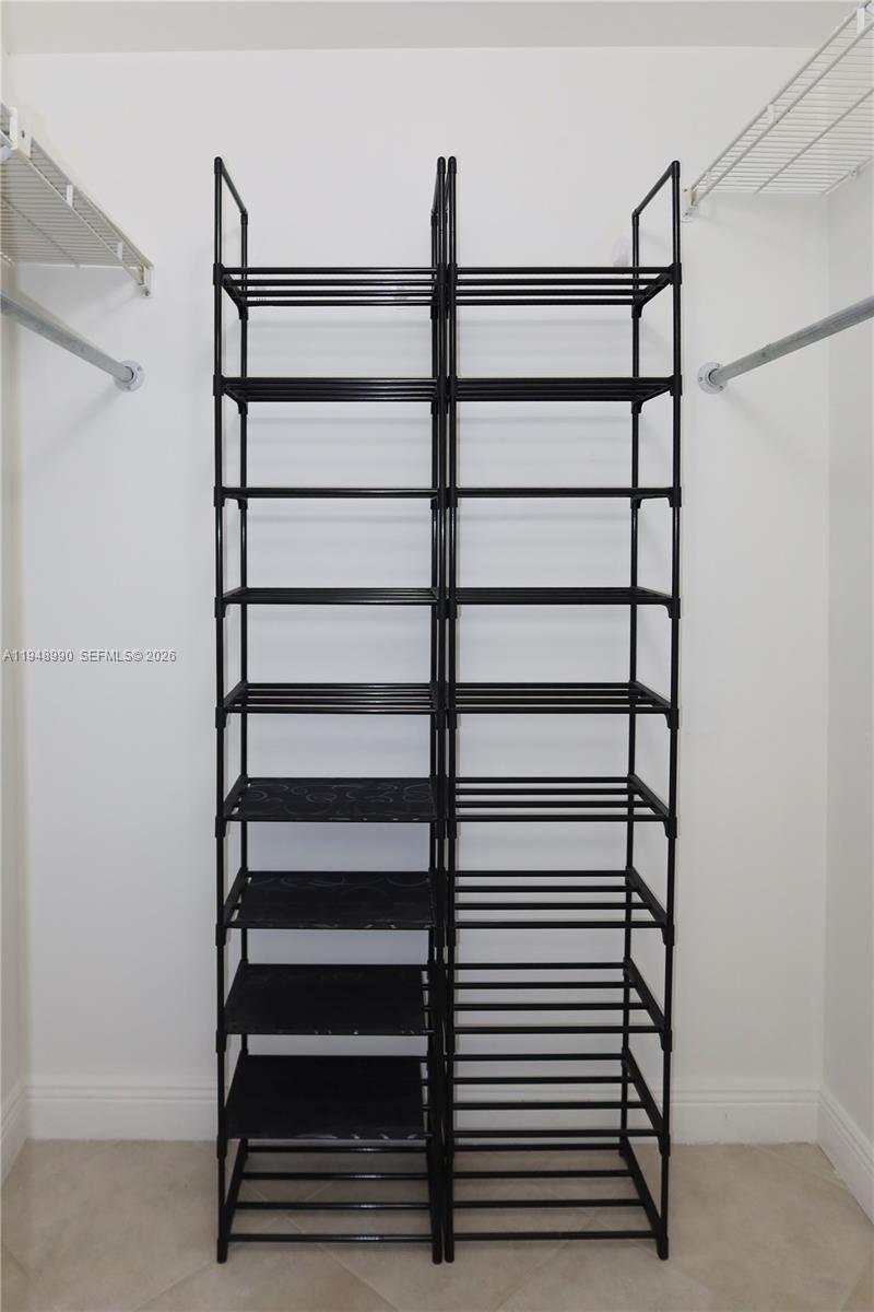 2351 Douglas Road, Unit 601 Miami, FL 33145 - Photo 12 of 36 a view of entryway