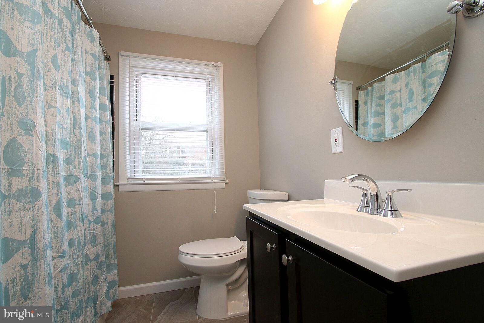 906 Starbit Road Baltimore, MD 21286 - Photo 23 of 30 Bath