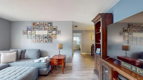 $520,000 | 3075 East Rosery Road, Largo, FL 33764