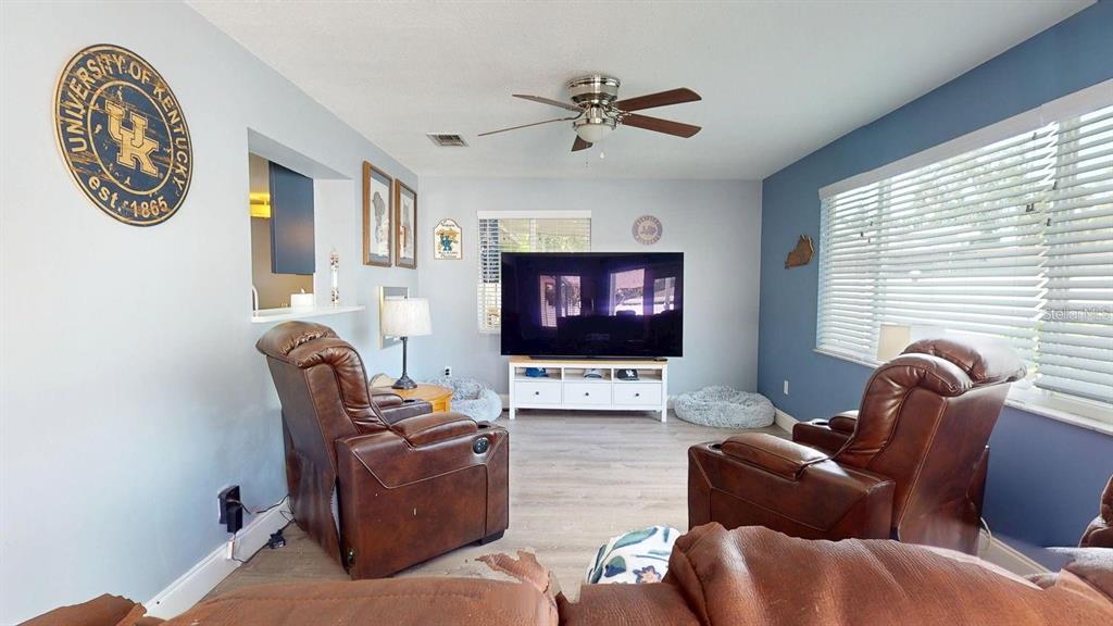 3075 East Rosery Road Largo, FL 33764 - Photo 25 of 36