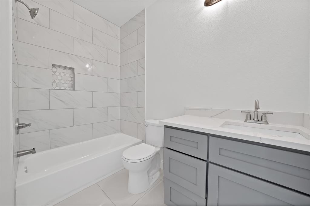 1112 Trinity Street Cleburne, TX 76031 - Photo 19 of 36
