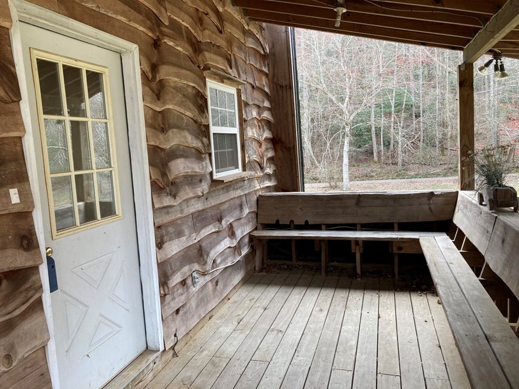 750 Hilltop Road Murphy, NC 28906 - Photo 4 of 57