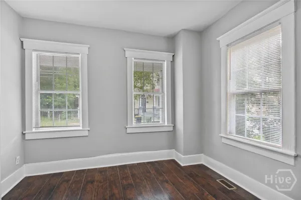 $2,650 | 1505 Reynolds Street, Savannah, GA 31401