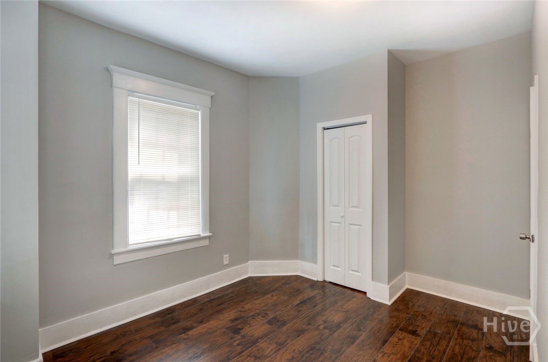 1505 Reynolds Street Savannah, GA 31401 - Photo 7 of 17