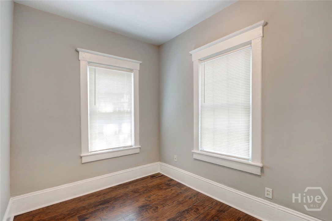1505 Reynolds Street Savannah, GA 31401 - Photo 10 of 17