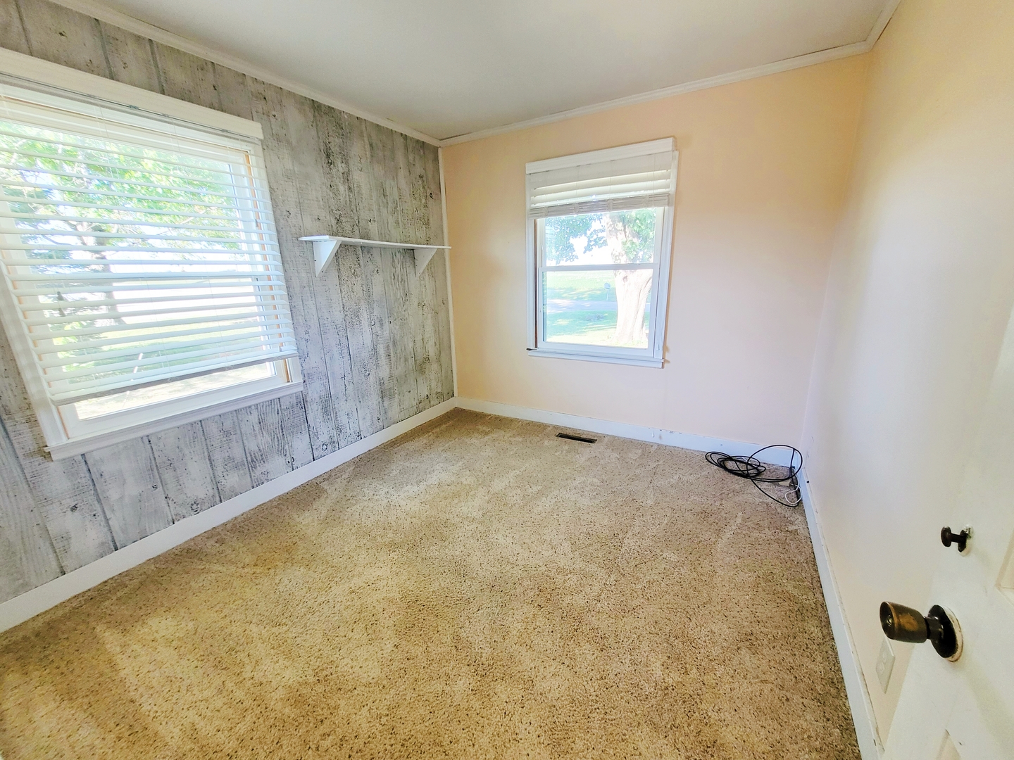 11393 Ward Road Morrison, IL 61270 - Photo 14 of 22 a view of a room with a window and a bed