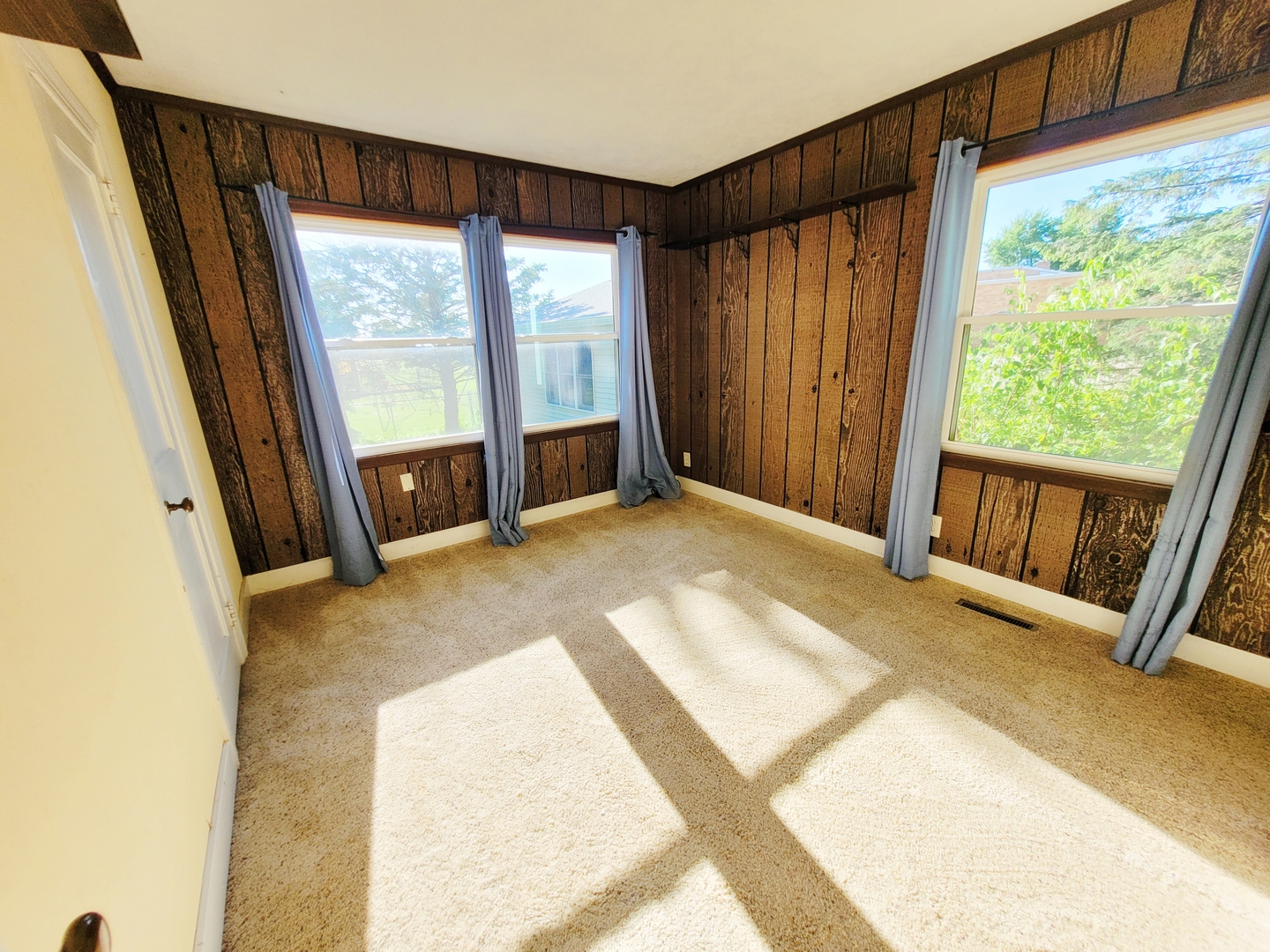 11393 Ward Road Morrison, IL 61270 - Photo 17 of 22 a view of a room with a large window