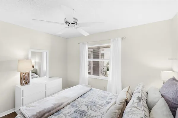 $200,000 | 6501 Stone River Road, Unit 302, Bradenton, FL 34203