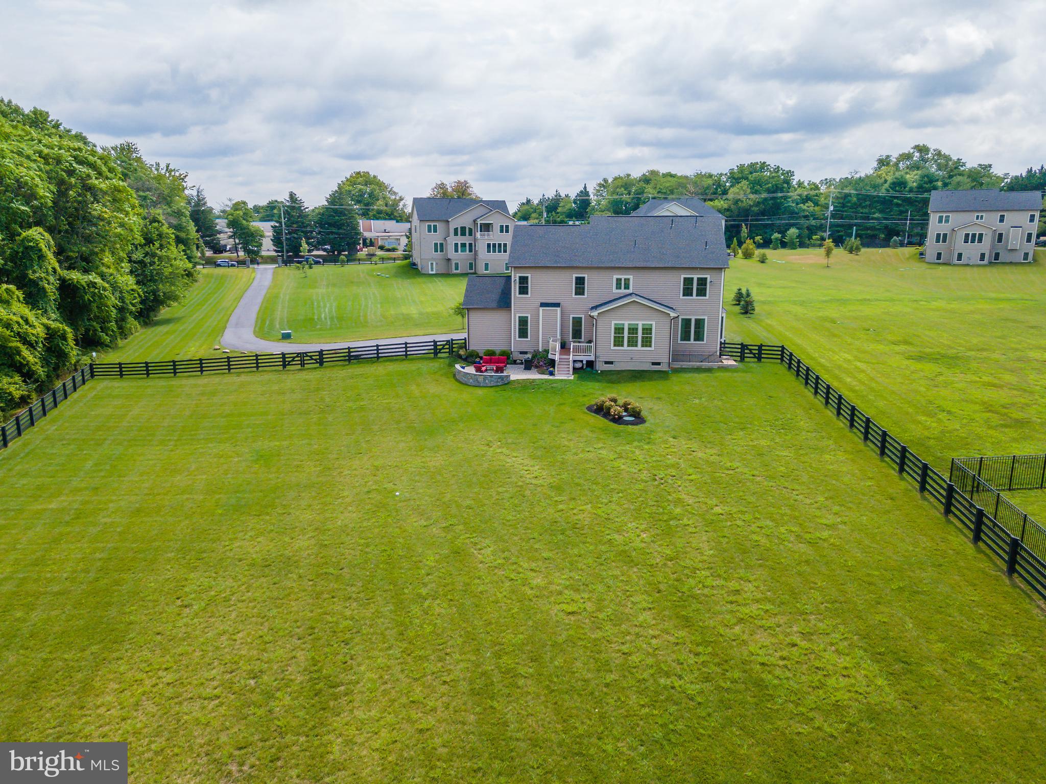 6815 Warfield Road Gaithersburg, MD 20882 - Photo 40 of 44