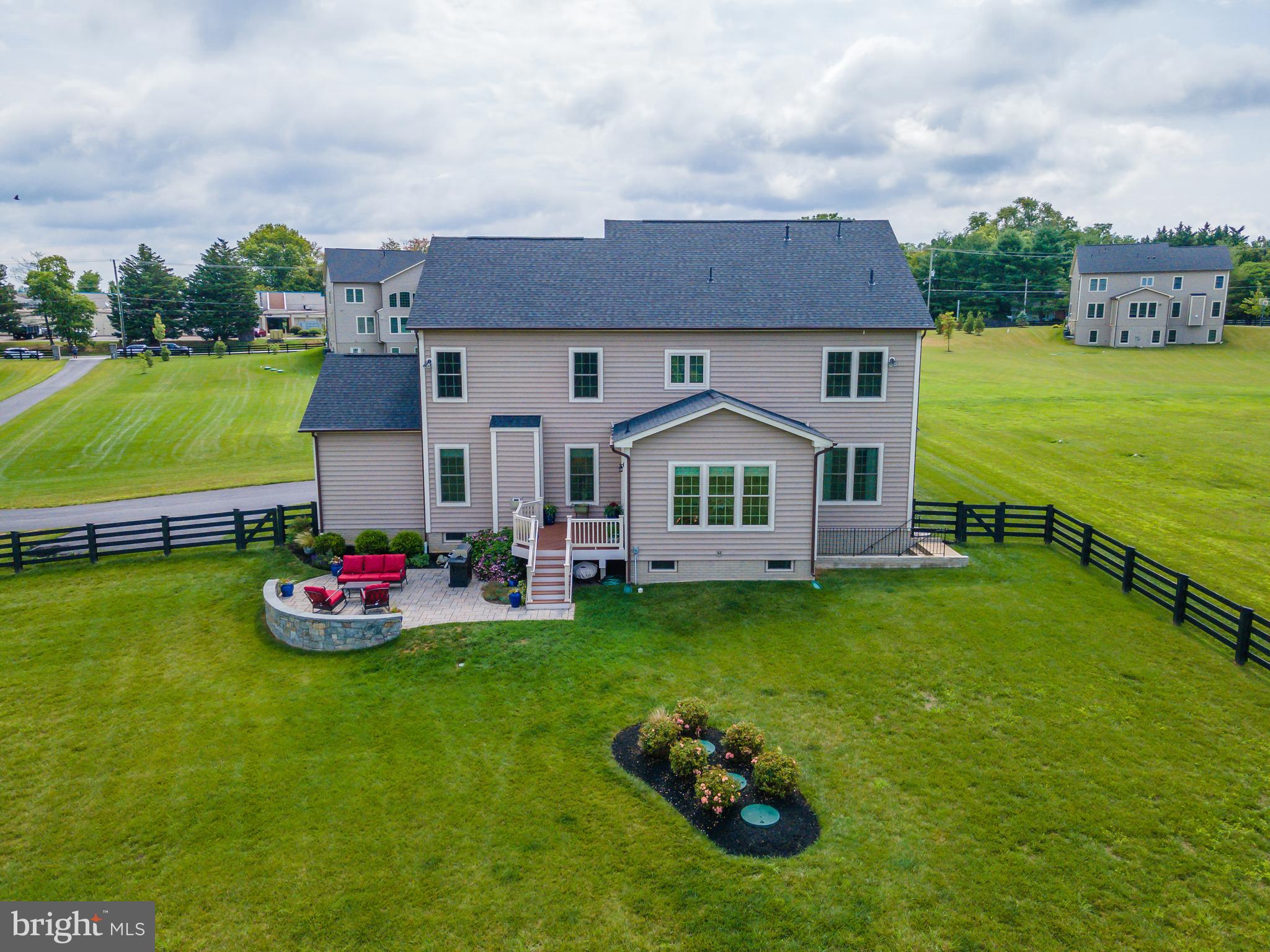6815 Warfield Road Gaithersburg, MD 20882 - Photo 41 of 44