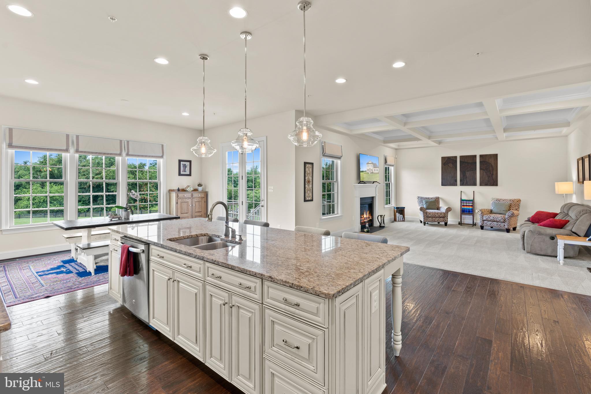 6815 Warfield Road Gaithersburg, MD 20882 - Photo 6 of 44