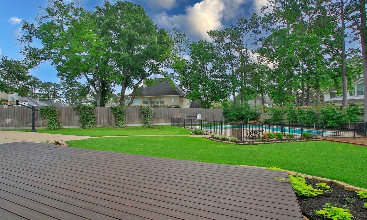 3403 Marywood Drive Spring, TX 77388 - Photo 43 of 50 a view of a park with plants and large trees