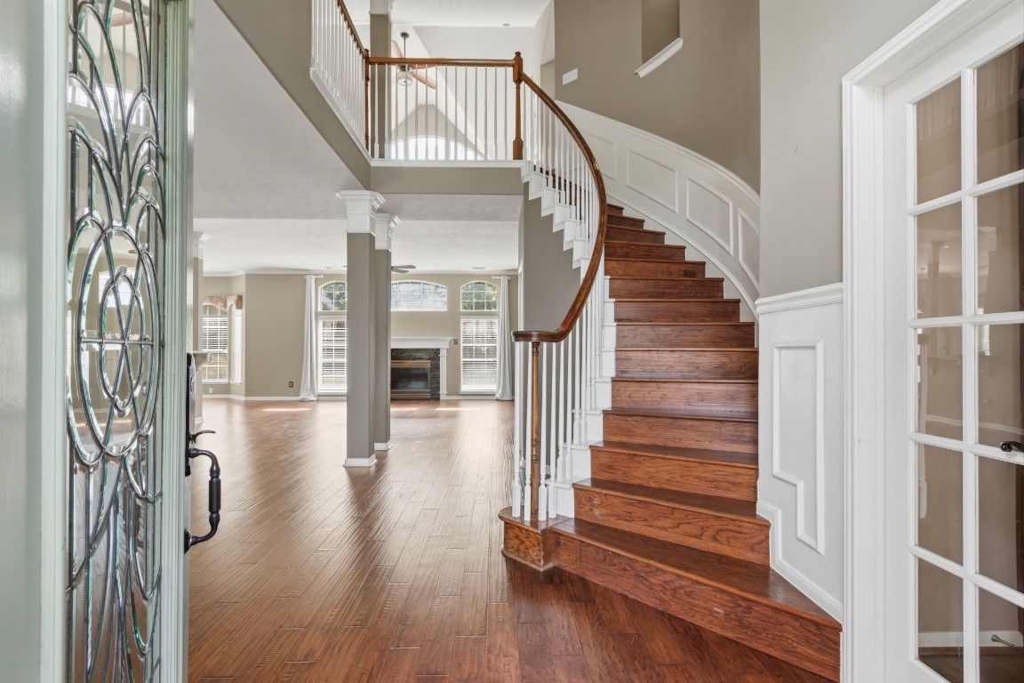 3403 Marywood Drive Spring, TX 77388 - Photo 5 of 50 a view of entryway with wooden floor
