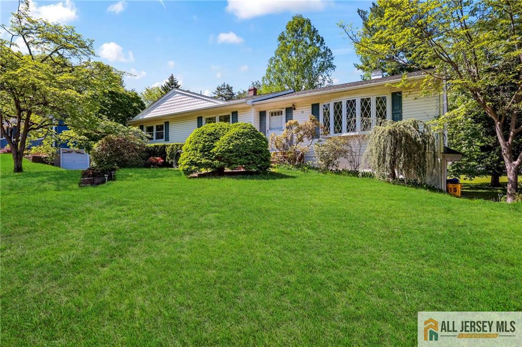 15 Kings Road East Brunswick, NJ 08816 - Photo 2 of 44 Gallery Image 2