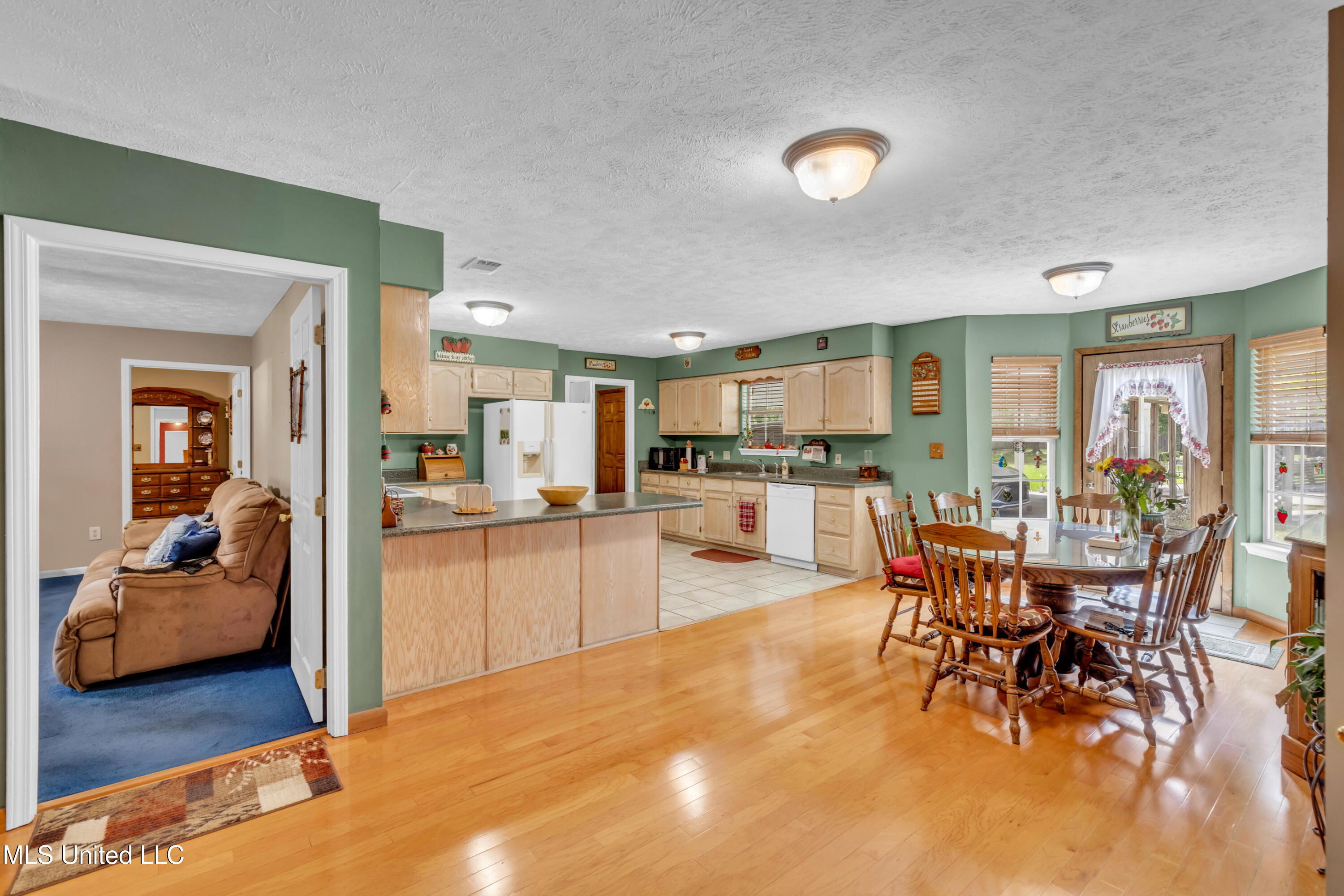 15083 Lumpkin Road Gulfport, MS 39503 - Photo 12 of 64 15083LumpkinRd-12