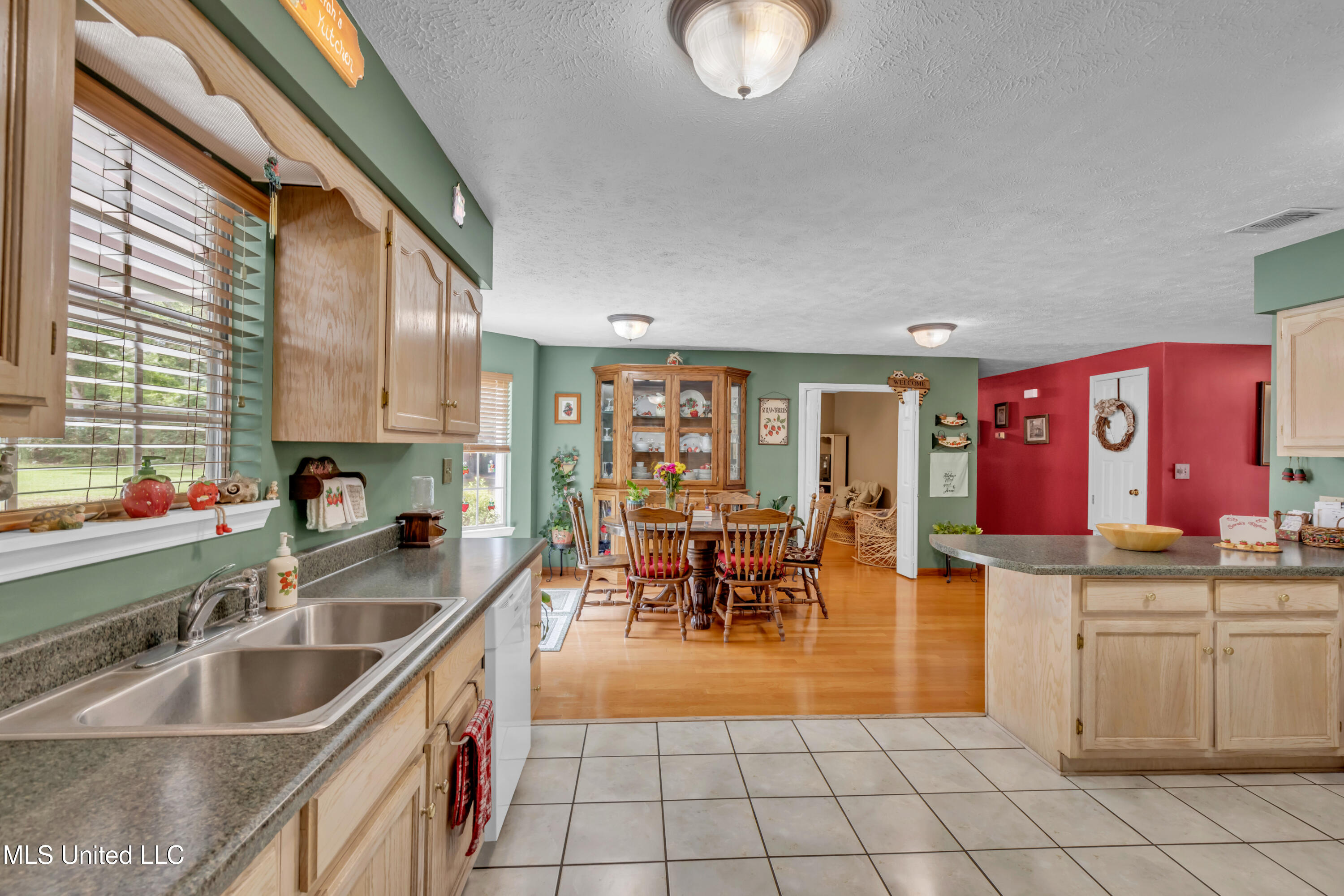 15083 Lumpkin Road Gulfport, MS 39503 - Photo 19 of 64 15083LumpkinRd-19