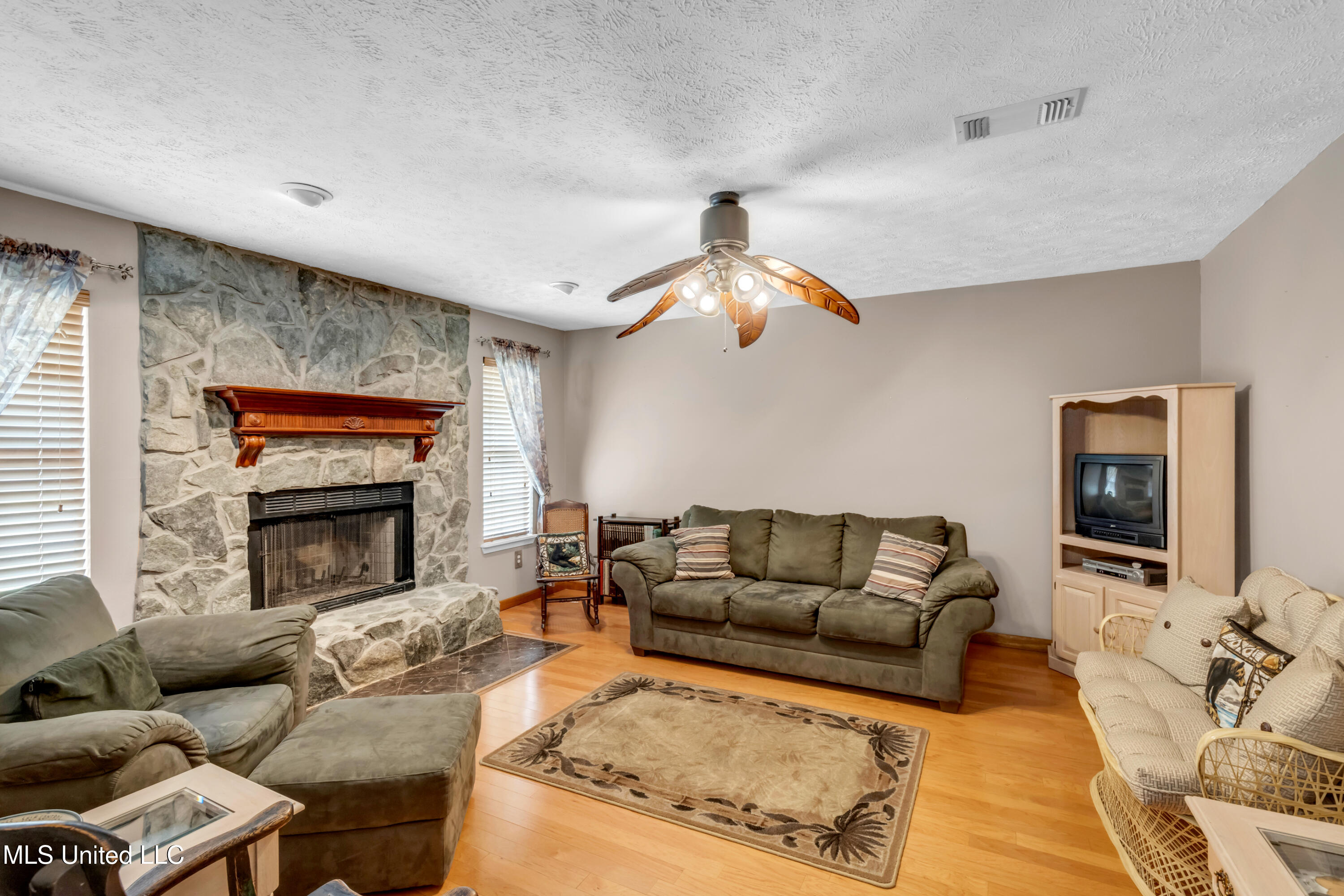 15083 Lumpkin Road Gulfport, MS 39503 - Photo 21 of 64 15083LumpkinRd-21