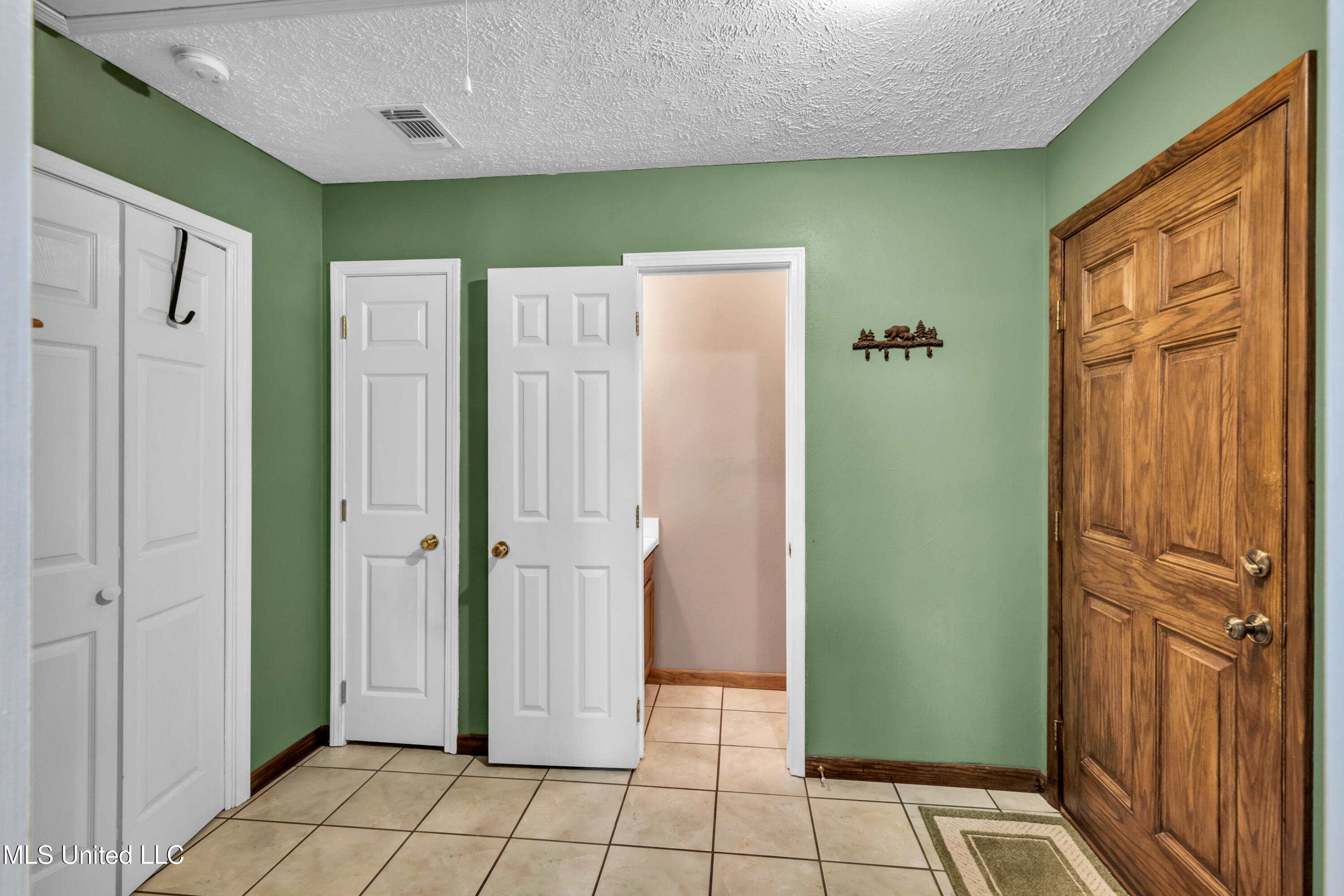 15083 Lumpkin Road Gulfport, MS 39503 - Photo 34 of 64 15083LumpkinRd-34