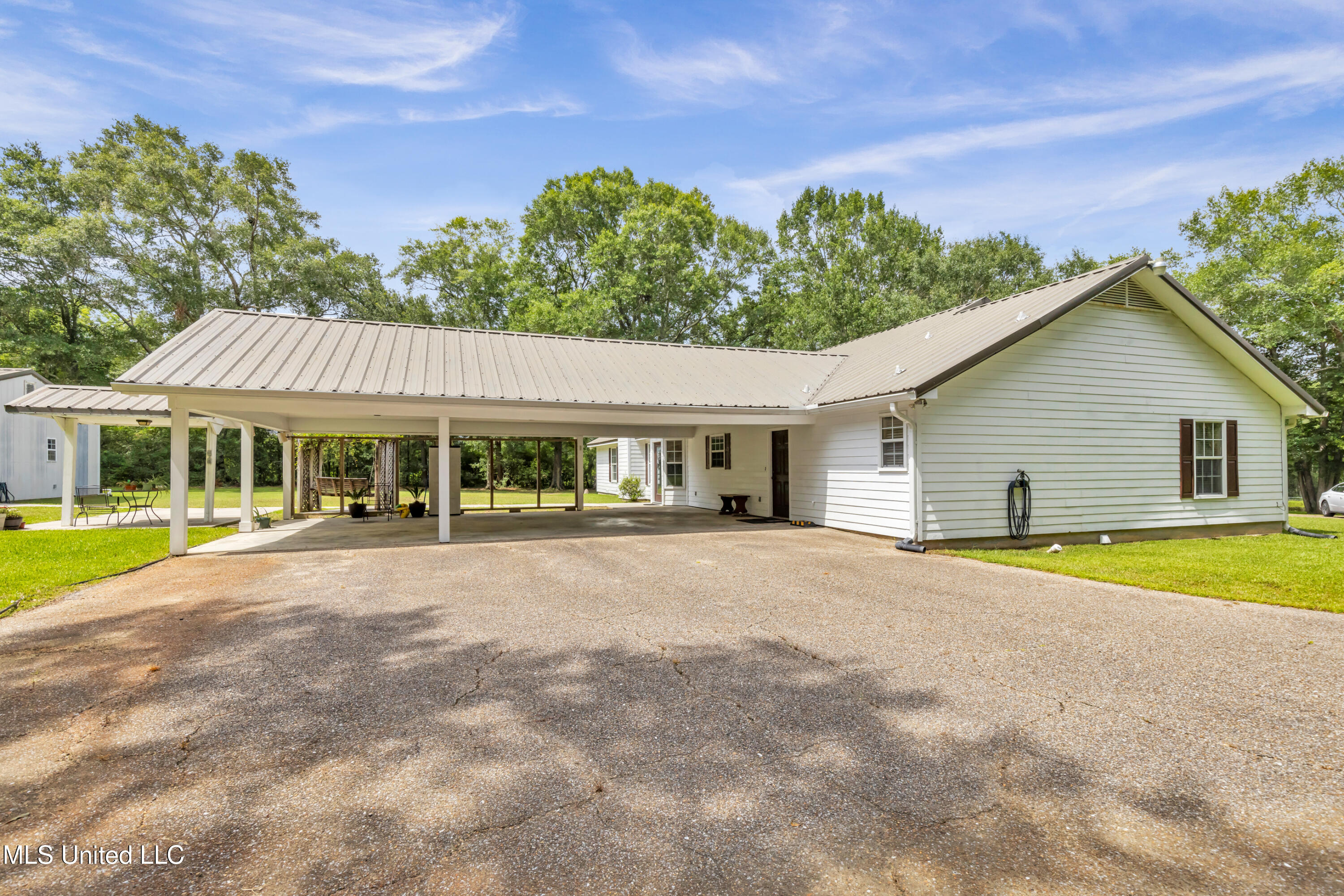 15083 Lumpkin Road Gulfport, MS 39503 - Photo 37 of 64 15083LumpkinRd-37