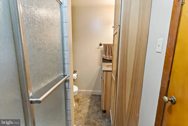 $275,000 | 9157 Williamsport Pike, Falling Waters, WV 25419