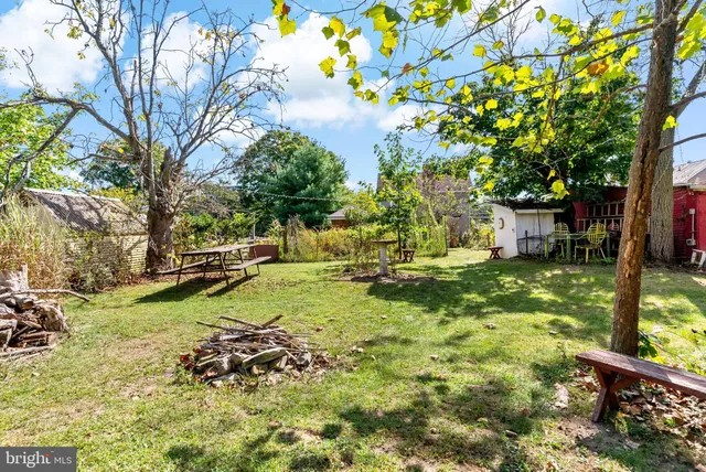 $275,000 | 9157 Williamsport Pike, Falling Waters, WV 25419